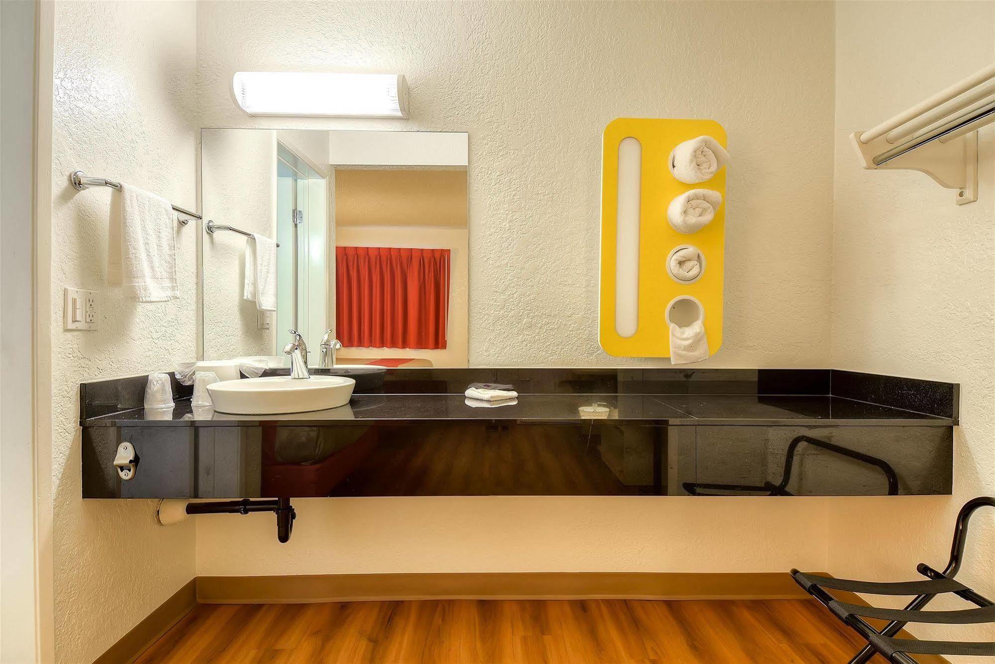 Motel 6-Norwalk, Ca - Los Angeles Kültér fotó