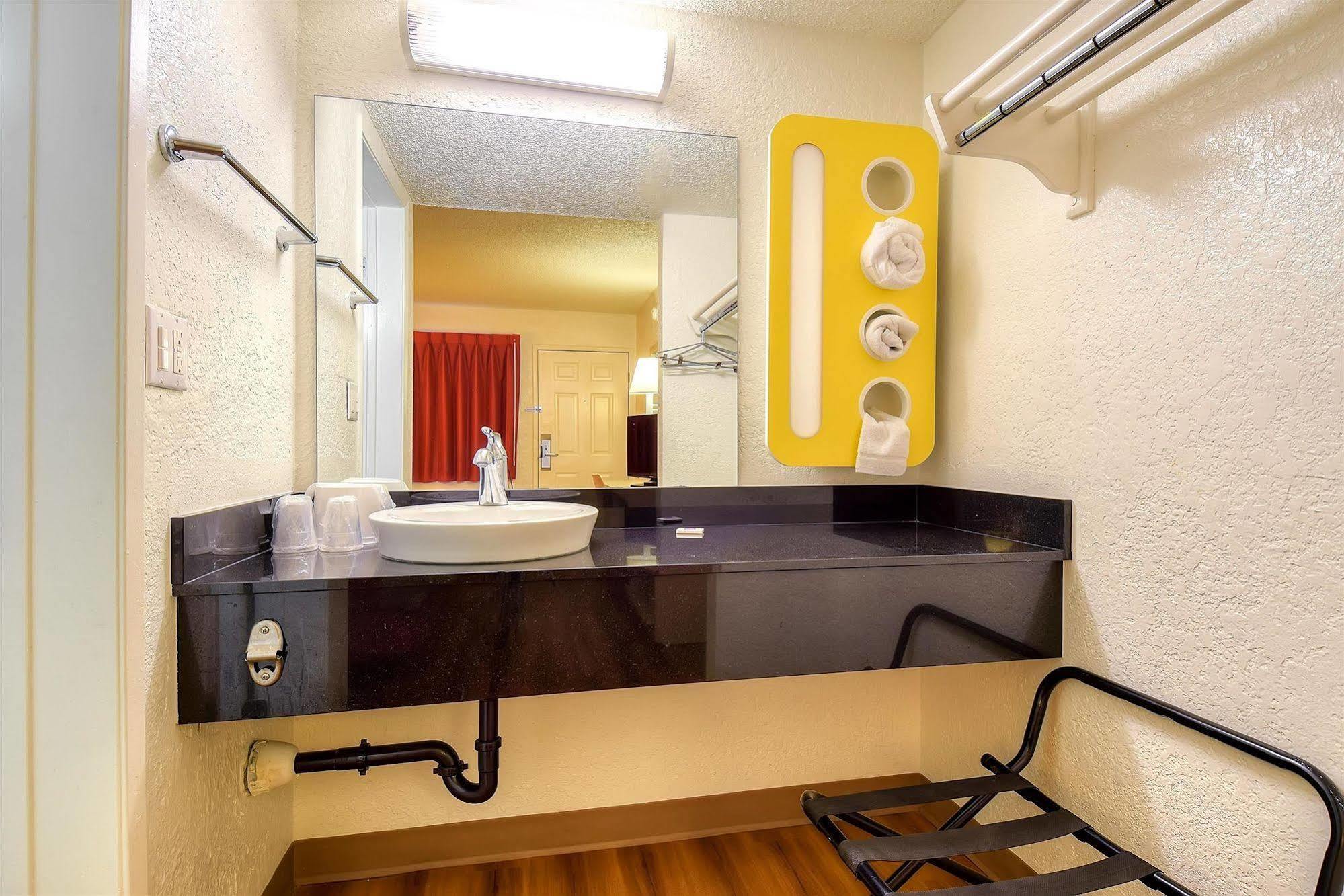 Motel 6-Norwalk, Ca - Los Angeles Kültér fotó